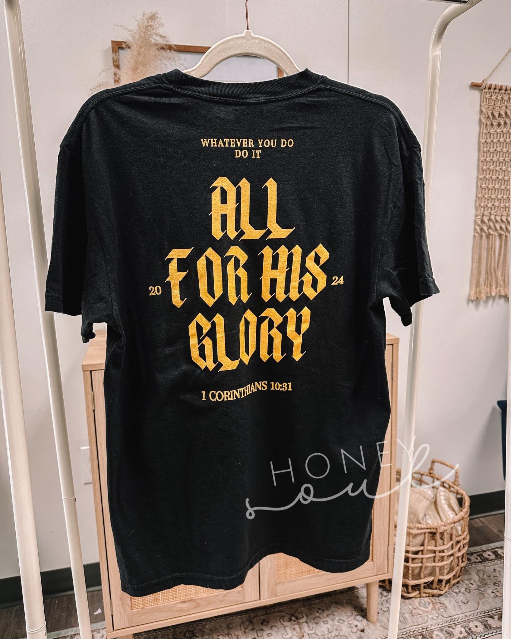 All For His Glory Graphic Tee