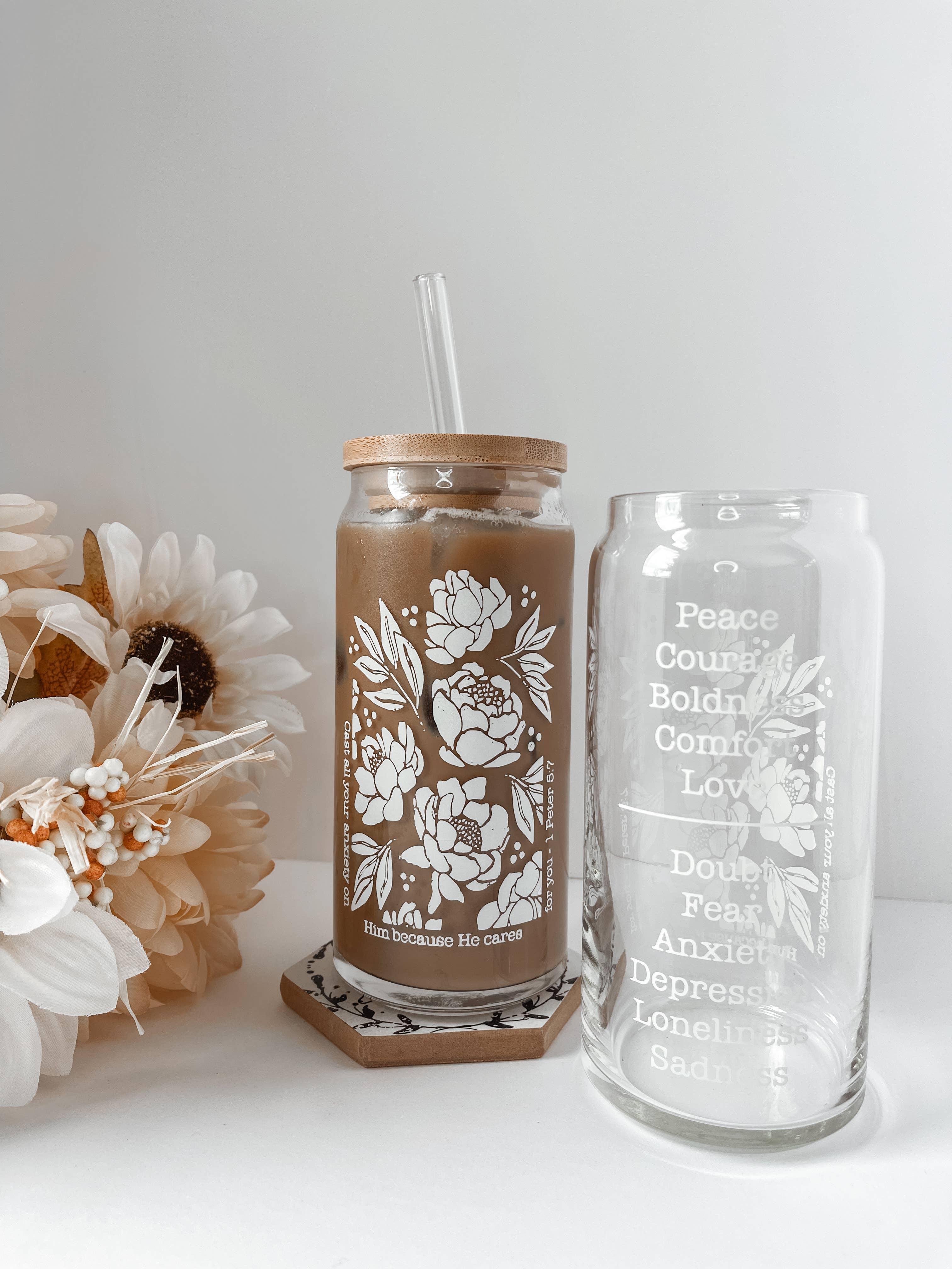 20 oz 1 Peter 5:7 Floral Glass Can