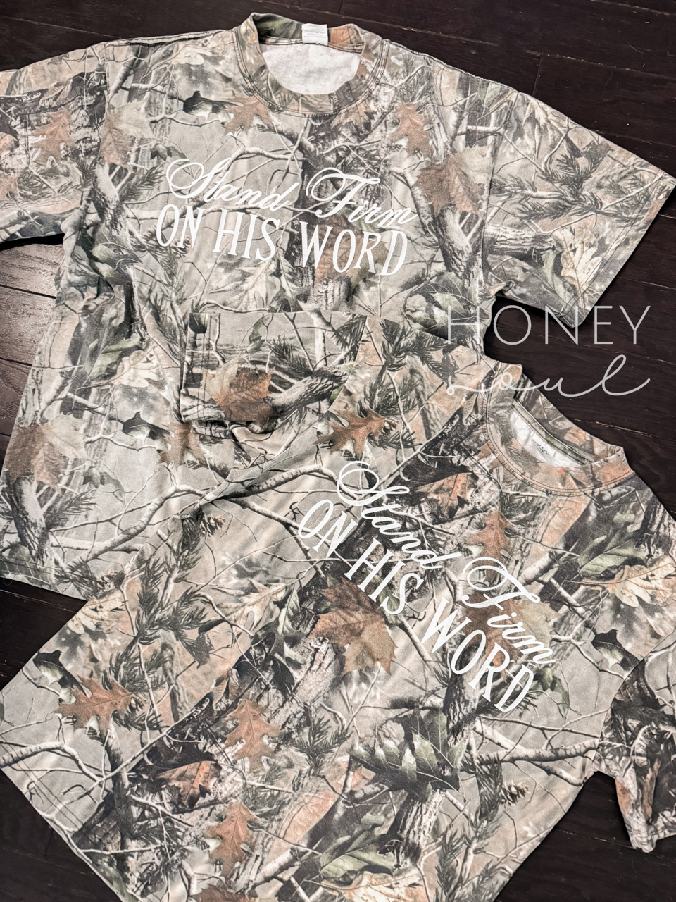 a t - shirt with the words one world printed on it