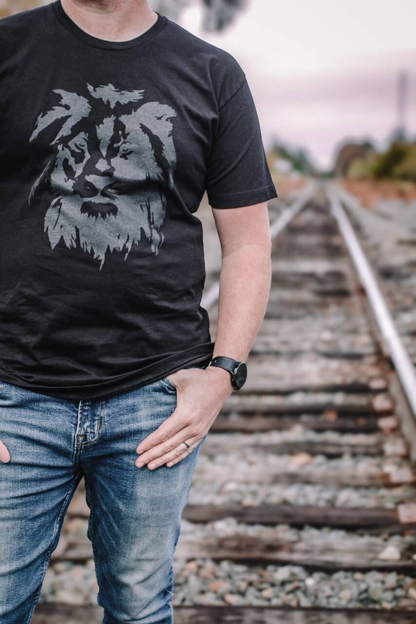 Lion Head Graphic Summer Tshirt